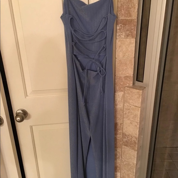 Dress - Picture 3 of 3